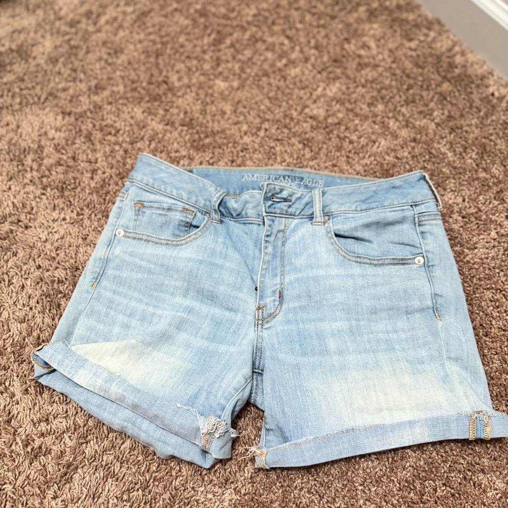 American Eagle Outfitters Blue Jean Shorts Classic Cut-Off Style